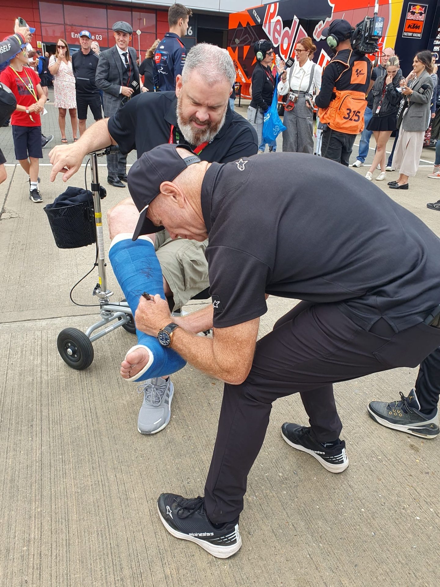 orthomate-motorcycle-journalist-tony-walters