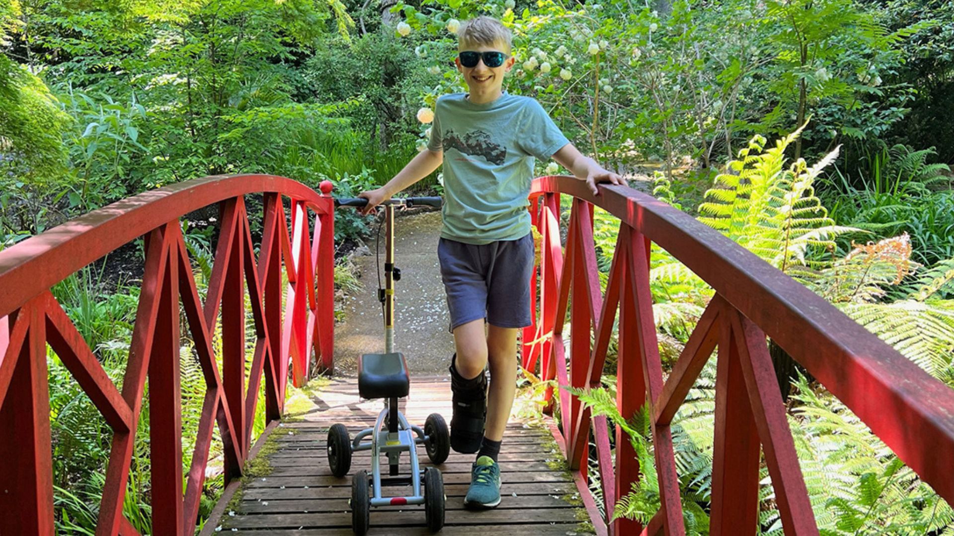 empowering-young-adults-freedom-mobility-knee-walker